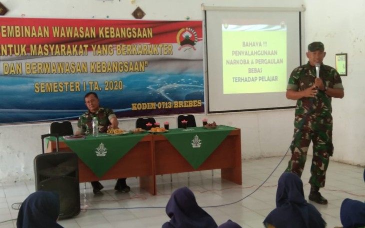 Kodim 0713/Brebes Berikan Pembinaan Bagi 92 Siswa/Siswi SMK Muhammadiyah