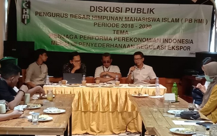 Diskusi Publik