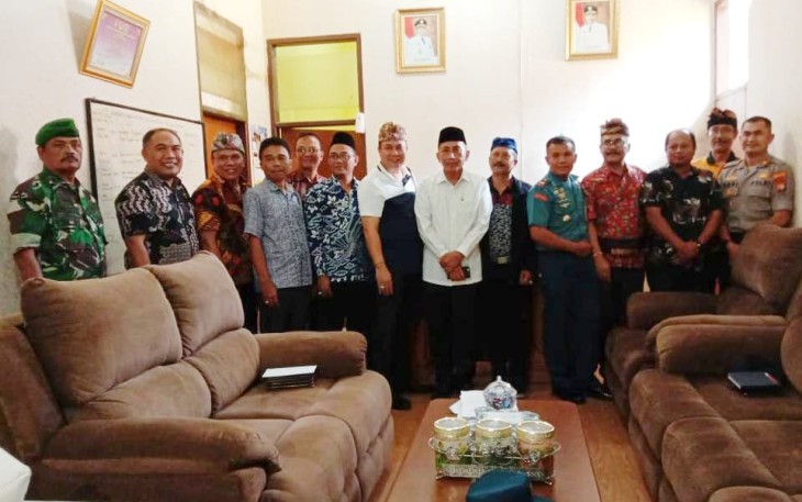 Babinsa Koramil 01/Teluk Naga Hadiri Rapat Persiapan Hari Suci Nyepi Tahun Saka 1942