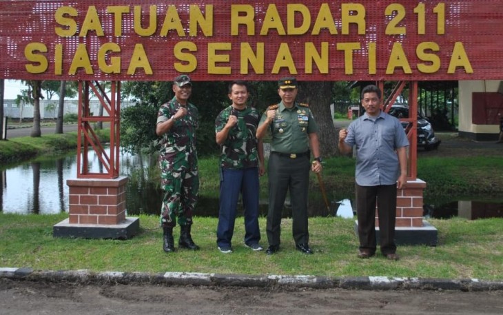 Dandim 0510/Trs Tinjau Lokasi Penanaman Mangrove dan Penebaran Benih Ikan