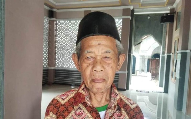 Ali (80)