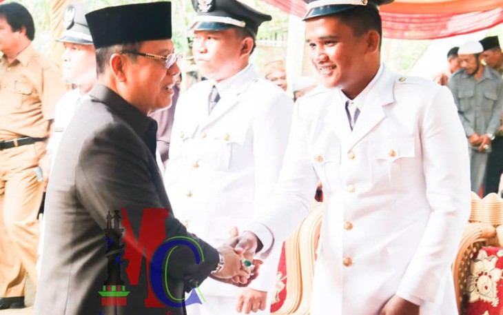 Bupati Bundara Jaya Lantik Tiga Kepala Desa Terpilih 