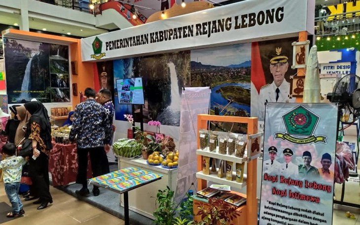 Stand Pameran Pemerintah Kabupaten Rejang Lebong Dalam Bengkulu City Fair 2020