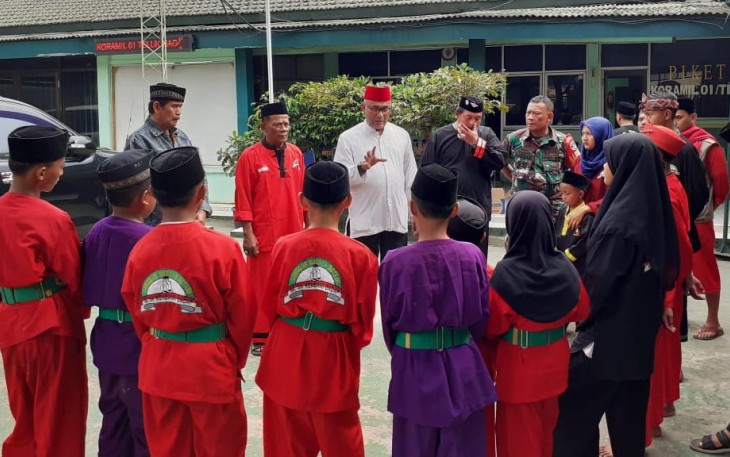 Danramil 01/Teluk Naga Silaturahmi dan Koordinasi Dengan Pengurus Sanggar Besih Kembang Dadap