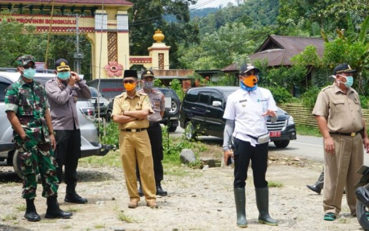 Sinergitas Antara Pemerintah Kebupaten eEngkulu Selatan Jajaran TNI dan Polri 