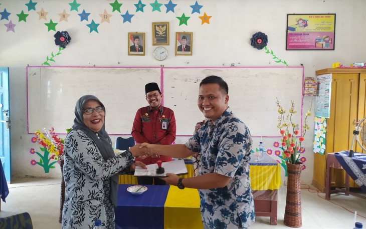 Kadisdik Batu Bara Hadiri Sertijab Kasek di Medang Deras