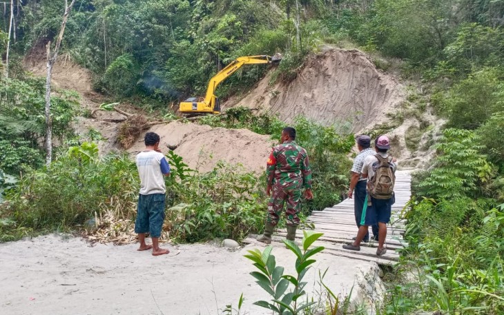 Masyarakat Nagori Sinasih Bangga Dengan Kinerja Satgas Pra TMMD Simalungun
