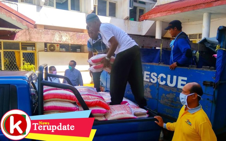 Musisi Kota Bengkulu Terima Bantuan Beras dari Pemprov