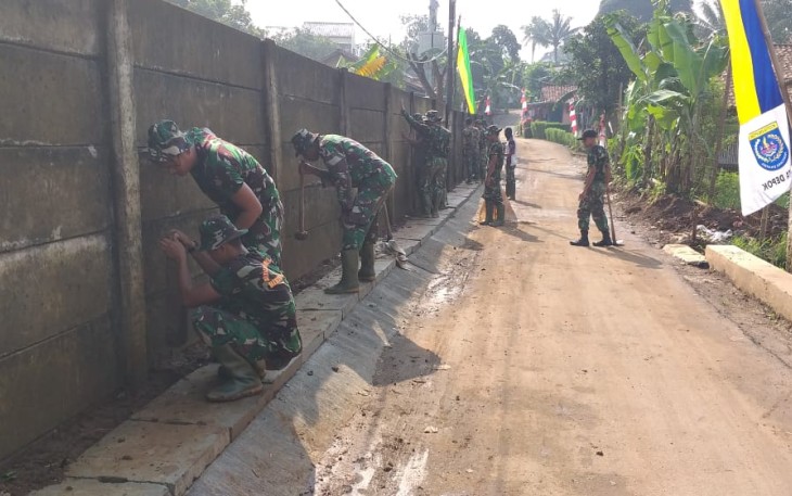 Pembuatan Saluran di Jalan Muhari Dikebut Sisanya Tinggal 66 Persen