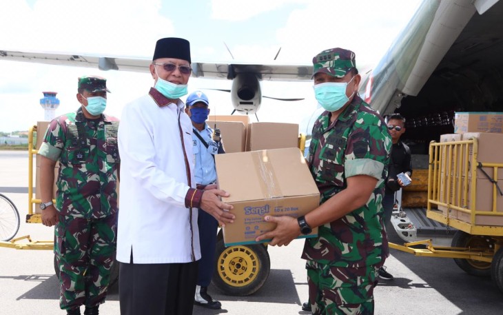 Bantuan APD dan Masker untuk Tanjungpinang Tiba di Bandara RHF