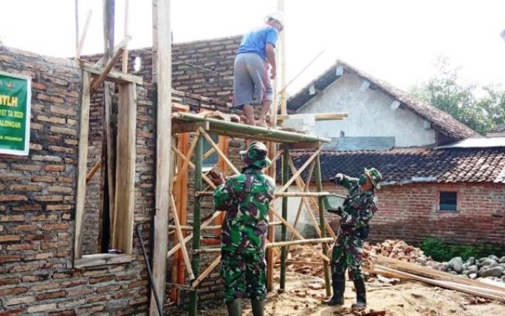Satgas TMMD Pekalongan Kebut Rehab Rumah Warsumi