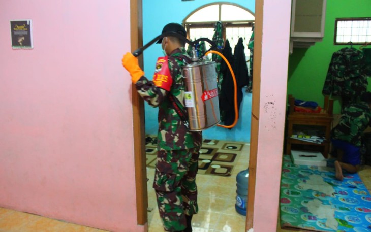 Tempat Tinggal Satgas TMMD Kodim 0508/Depok Didesinfeksi