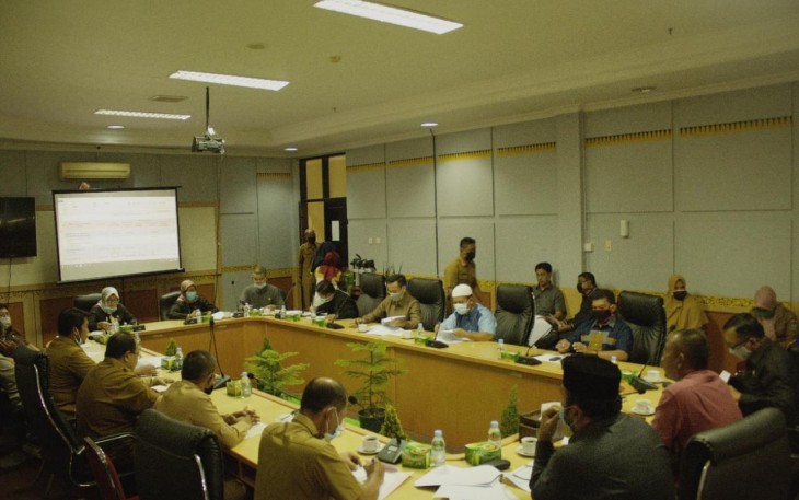 Rapat pembahasan Pemkab Bintan