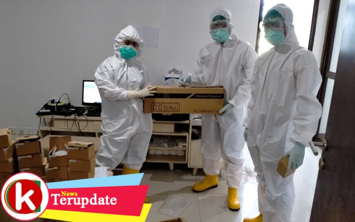 Petugas medis di RSD Wisma Atlet