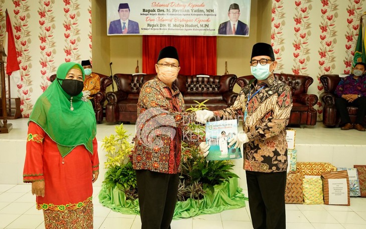 Bupati Kepahiang Hidayattullah Sjahid Foto Bersama 