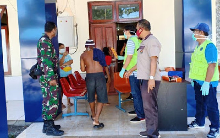 Babinsa Ikut Cegah Penularan Virus Corona