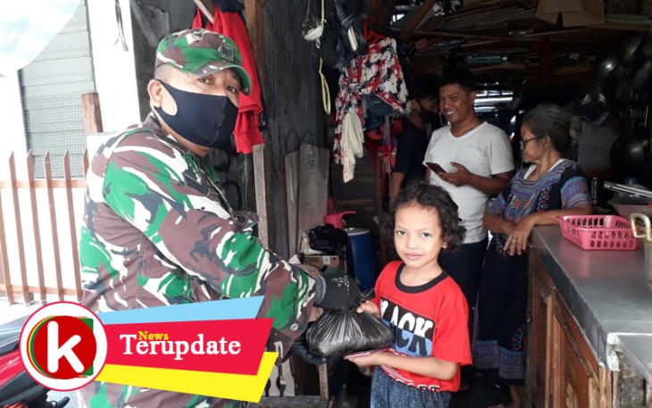 Sertu Siswantoro Antarkan Bantuan Untuk Anak Yatim