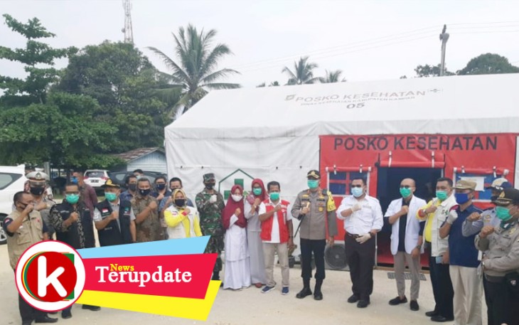 Bupati Bersama Kapolres Kampar Kunjungi Pos Check Point Covid-19 di Simpang Petapahan Tapung