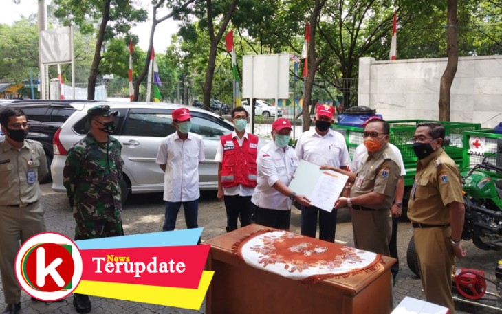 Danramil 04/KS Hadiri Penyerahan Simbolis Kendaraan Operasional Spraying Disinfektan PMI Kepulauan Seribu