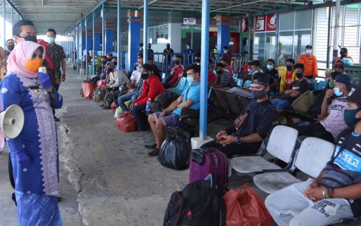 Plt Walikota Tanjungpinang Fasilitasi Warga Sambas ke Gedung Tun Fatimah