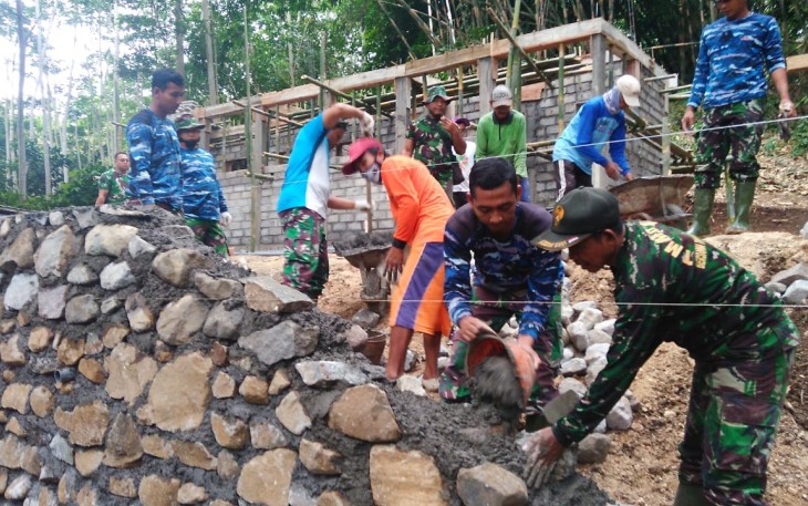 Kebersamaan Tetap Terjaga demi Selesainya TMMD 108