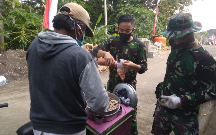 Agus Alim : “Ternyata Jajanan di Desa Murah dan Enak”