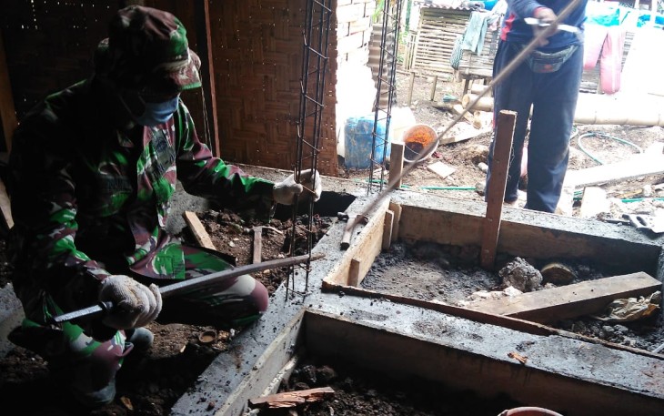 Sertu Eli Menata Besi Cor Agar Mudah Pengecoran Tiang