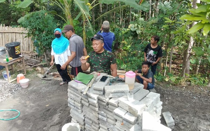 Sertu Imam : Singkong Goreng di TMMD 108 Enak Tenan