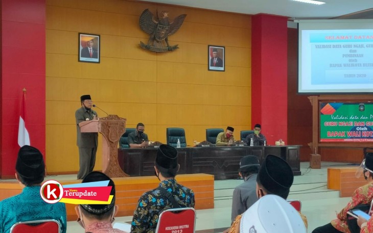 Walikota Santoso Membuka Pembinaan Guru Ngaji dan Guru Minggu (foto: Faisal NR / Klikwarta.com) 