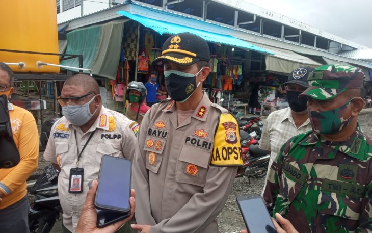 Tim Gabungan TNI/Polri Bersama Pemda SBB Gelar Operasi Yustisi