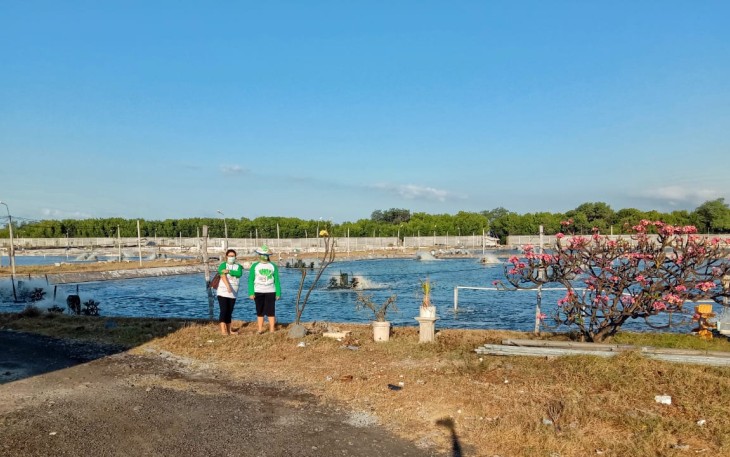 Kunjungan Perempuan Tani HKTI Jatim ke Tambak Udang di Probolinggo