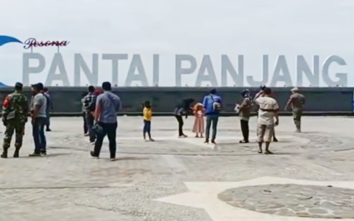 Polres Bengkulu Razia Masker di Pantai Panjang Bengkulu
