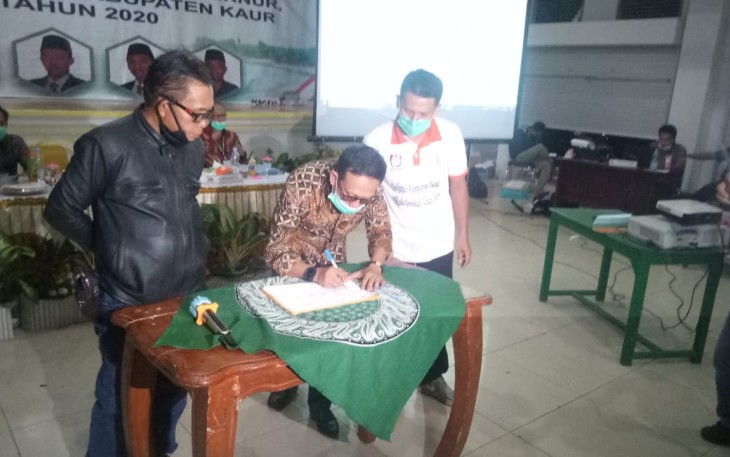 KPUD Kaur Laksanakan Rekapitulasi Pleno Pilgub dan Pilbub 2020