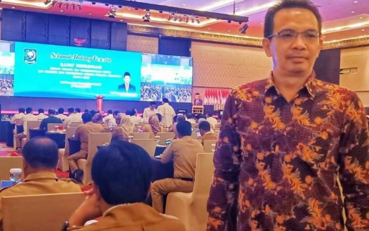 Ketua Komisi Pemilihan Umum (KPU) Kota Bitung Deslie D Sumampouw SE