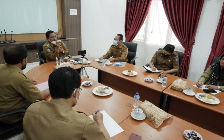 Bupati Bengkulu Utara Ir H Mian Saat Menghadiri  Penandatanganan Kerja Sama Kemitraan Melalui  Videoconference