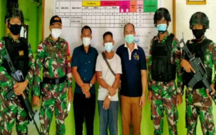 Pos Langau I Satgas Pamtas RI-MLY Yonif 407/PK menggagalkan satu orang PMI Non Prosedural yang akan masuk ke wilayah Malaysia melalui jalan tidak resmi di sektor jalan tikus wilayah Desa Langau, Kecamatan Puring Kencana, Kabupaten Kapuas Hulu.