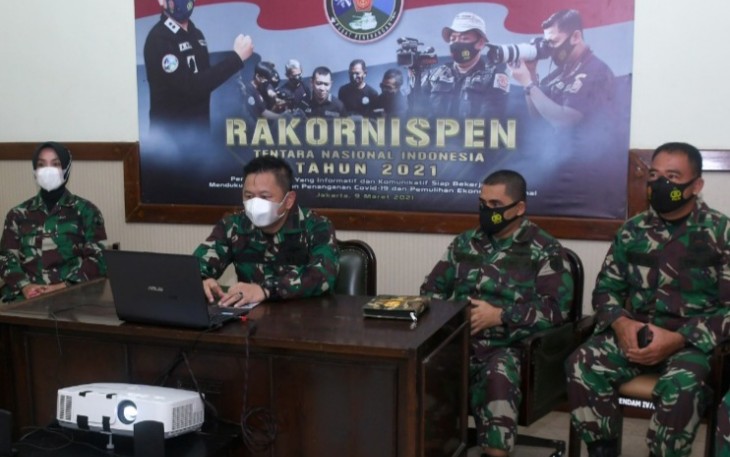 Kapendam IV Diponegoro beserta jajarannya mengikuti Rakornis Penerangan TNI di Aula Balai Wartawan  yang digelar secara virtual