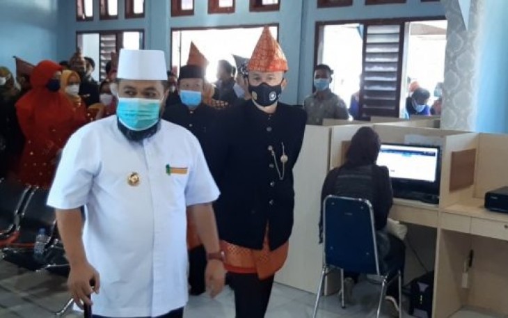 Walikota Bengkulu Helmi Hasan