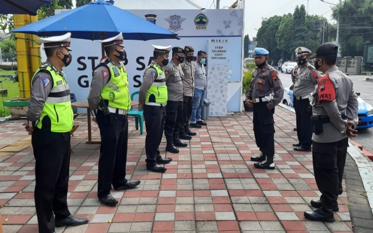 Kapolres Pekalongan Kota Polda Jawa Tengah AKBP M Irwan Susanto, S.I.K, SH,MH melakukan Inspeksi Mendakak (Sidak) di Pos THR kota Pekalongan Jawa Tengah, Rabu (19/05/2021).