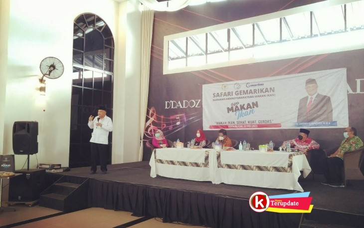 Endro Hermono Sampaikan Sambutan di Acara Sosialisasi Gemarikan di Kota Blitar (foto : Faisal NR / Klikwarta.com Blitar)