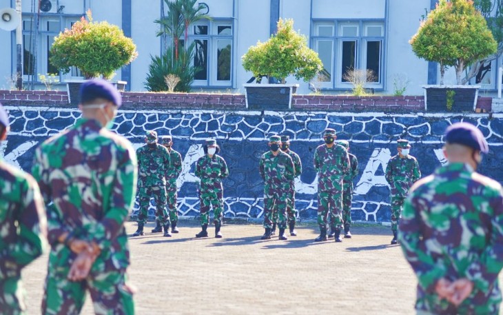 Jelang Idul Fitri Danlantamal IV Pimpinan Apel Gabungan di Lantamal IV 