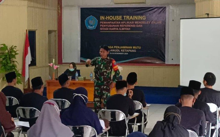 Babinsa Sungai Awan Kiri Kodim 1203/Ktp Bekali Mahasiswa Materi Bela Negara Dan Kedisiplinan