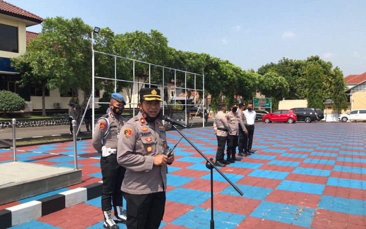 Waka Polres Majalengka : Cek Alat HT  Meningkatkan Komunikasi Polsek Dan Jajaranya