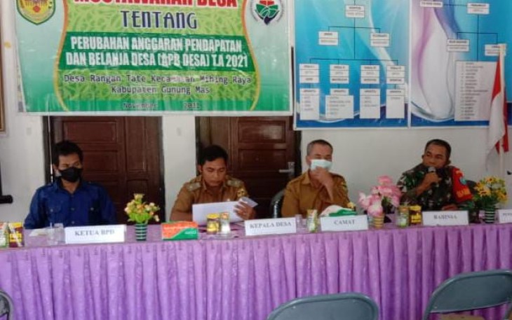 Babinsa Koramil 1016-03/Sepang Hadiri Musyawarah Desa Rangan Tate