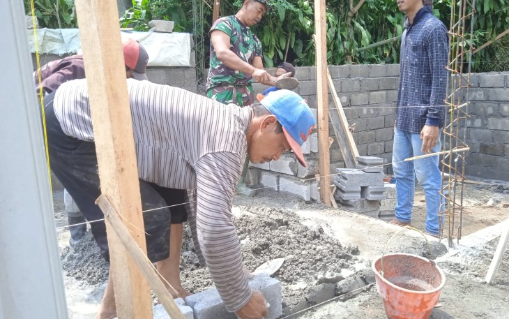 Giliran Genteng Naik di Sasaran TMMD 112
