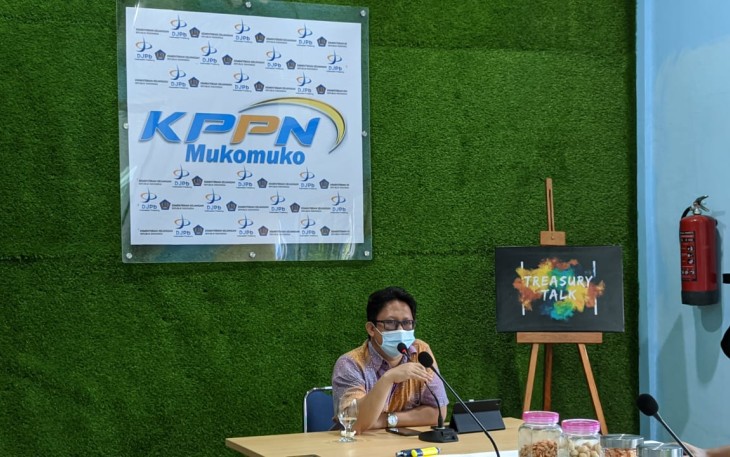 Kepala KPPN Mukomuko Membuka FGD Relaksasi Penyaluran BLT Dana Desa yang Dilaksanakan Secara Daring
