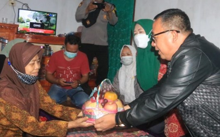 Plt Asisten I Eko Agusrianto