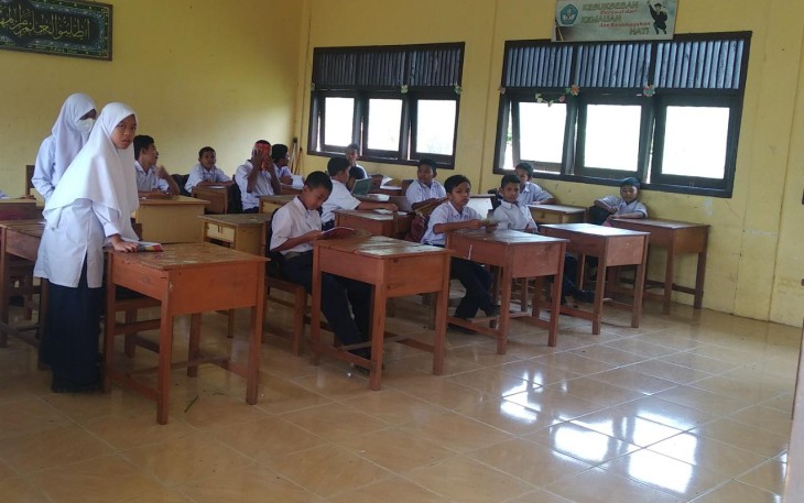 Siswa sekolah di Kabupaten Aceh Singkil
