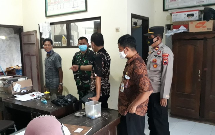 Kapolsek Tirto IPTU Darwanto monitoring vaksinasi Rabu 27/10/2021