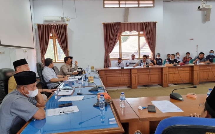 Sopir Truk Tambang Lakukan Hearing Ke Gedung DPRD Rejang Lebong